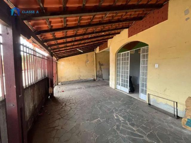 Casa / Sobrado para Venda em Belo Horizonte/MG João Pinheiro 5 Quartos