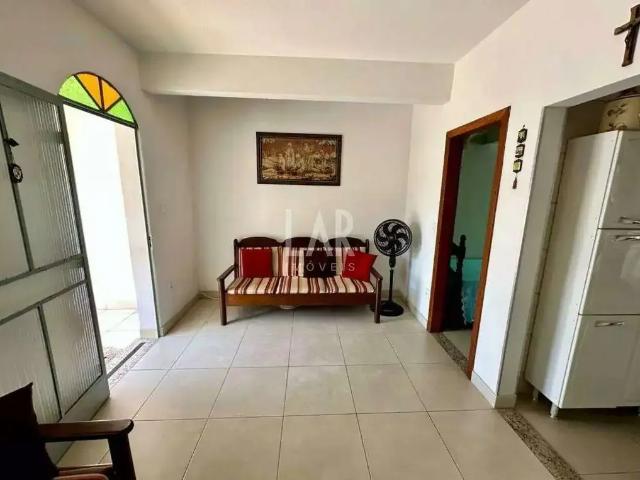 Casa / Sobrado para Venda em Belo Horizonte/MG João Pinheiro 5 Quartos