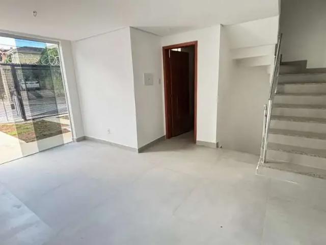Casa / Sobrado para Venda em Belo Horizonte/MG Letícia 3 Quartos