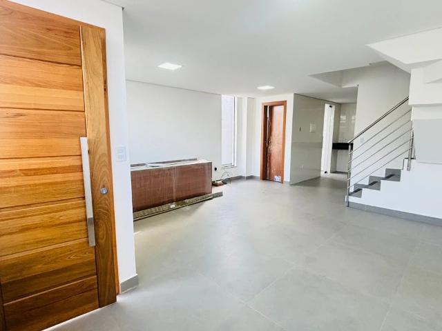 Casa / Sobrado para Venda em Belo Horizonte/MG Letícia 3 Quartos