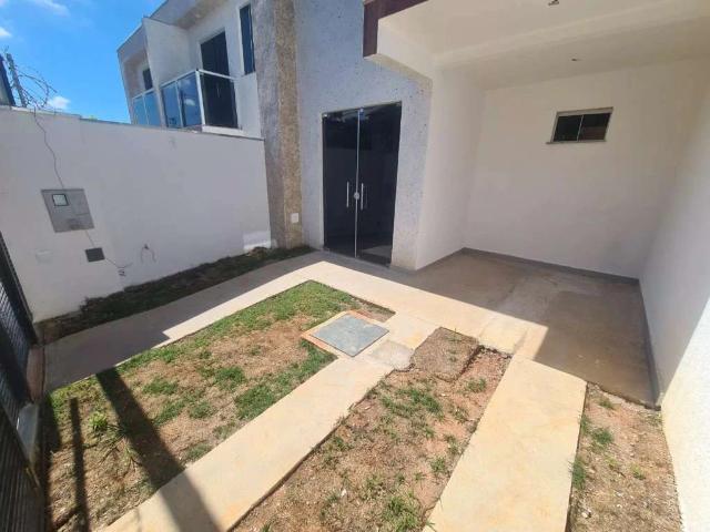 Casa / Sobrado para Venda em Belo Horizonte/MG Letícia 3 Quartos