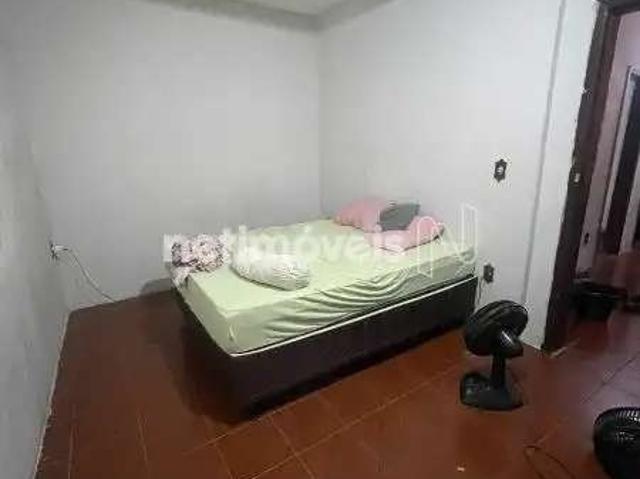 Casa / Sobrado para Venda em Belo Horizonte/MG Letícia 4 Quartos