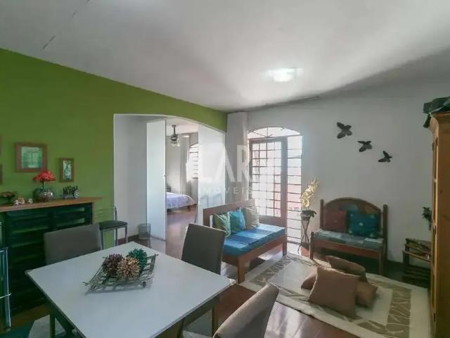 Casa / Sobrado para Venda em Belo Horizonte/MG Liberdade 3 Quartos