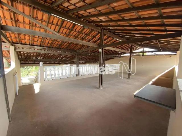 Casa / Sobrado para Venda em Belo Horizonte/MG Lindéia 3 Quartos