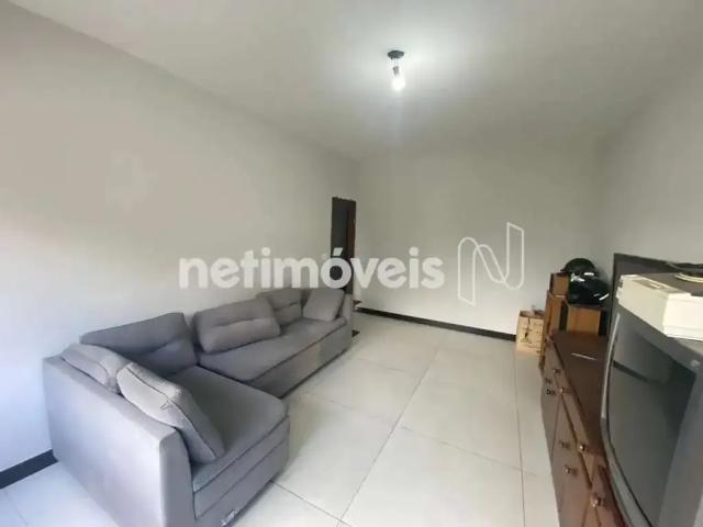 Casa / Sobrado para Venda em Belo Horizonte/MG Paquetá 3 Quartos