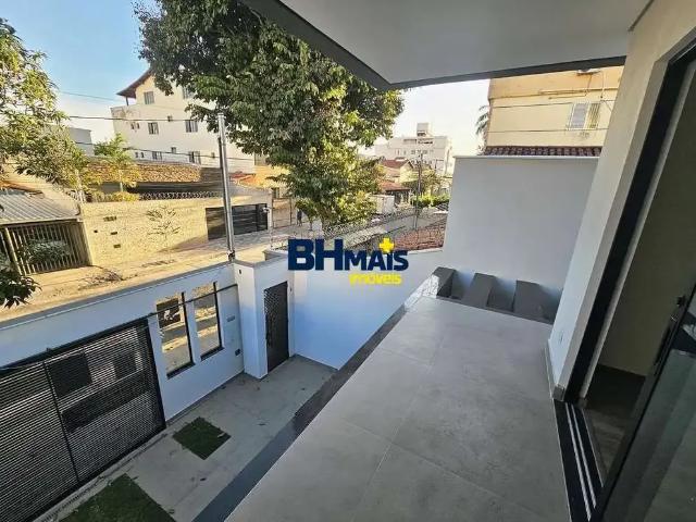 Casa / Sobrado para Venda em Belo Horizonte/MG Paquetá 3 Quartos