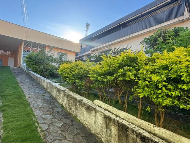 Casa / Sobrado para Venda em Belo Horizonte/MG Paraíso 3 Quartos