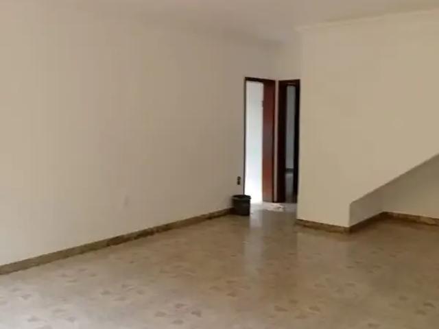 Casa / Sobrado para Venda em Belo Horizonte/MG Paulo VI 3 Quartos