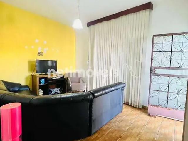 Casa / Sobrado para Venda em Belo Horizonte/MG Pirajá 3 Quartos