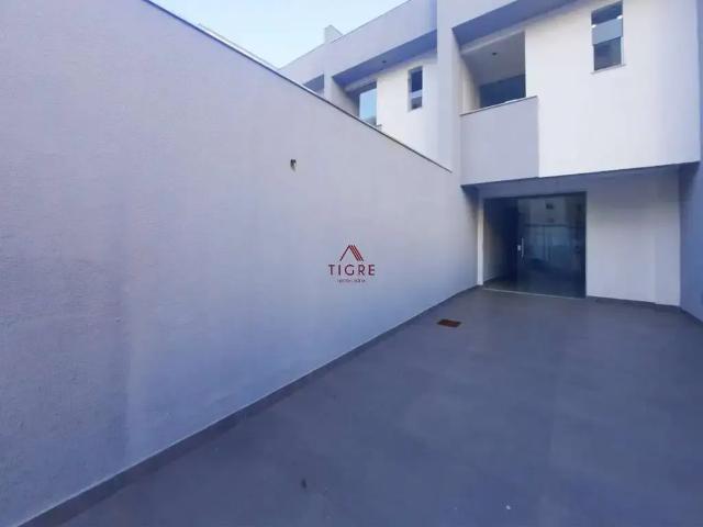 Casa / Sobrado para Venda em Belo Horizonte/MG Planalto 2 Quartos