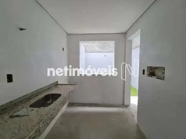 Casa / Sobrado para Venda em Belo Horizonte/MG Planalto 2 Quartos