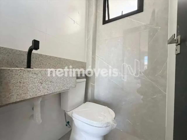 Casa / Sobrado para Venda em Belo Horizonte/MG Planalto 2 Quartos