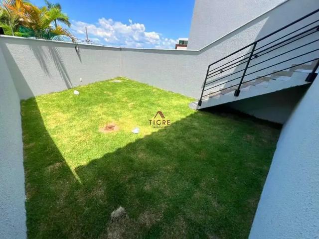 Casa / Sobrado para Venda em Belo Horizonte/MG Planalto 2 Quartos