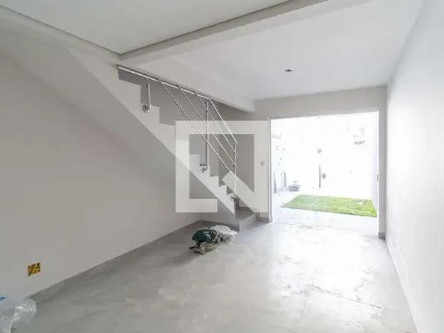 Casa / Sobrado para Venda em Belo Horizonte/MG Planalto 2 Quartos