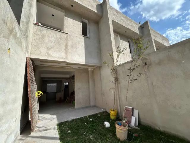 Casa / Sobrado para Venda em Belo Horizonte/MG Planalto 2 Quartos