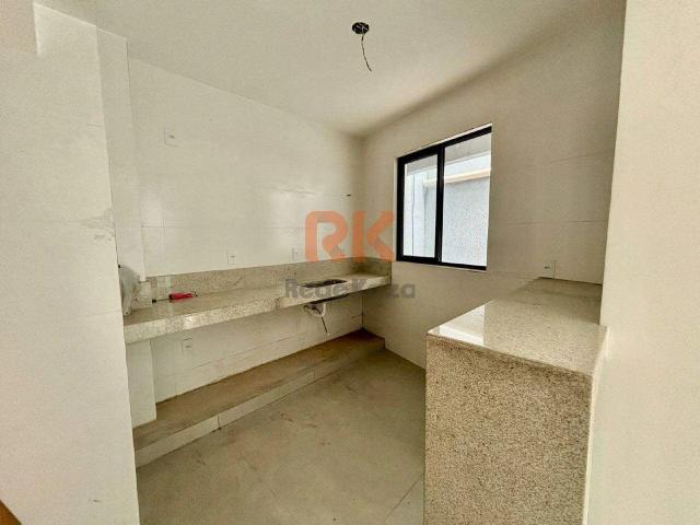 Casa / Sobrado para Venda em Belo Horizonte/MG Planalto 3 Quartos