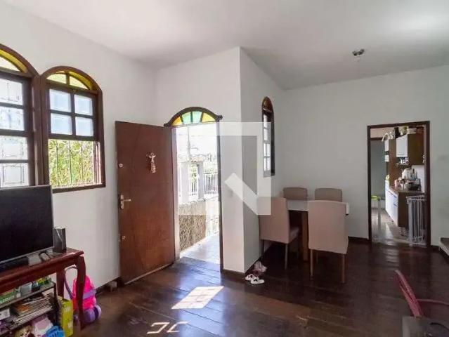 Casa / Sobrado para Venda em Belo Horizonte/MG Planalto 3 Quartos