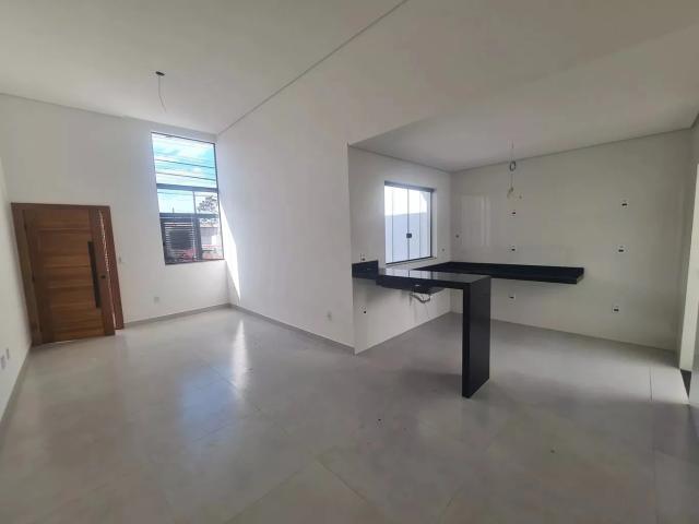 Casa / Sobrado para Venda em Belo Horizonte/MG Planalto 3 Quartos