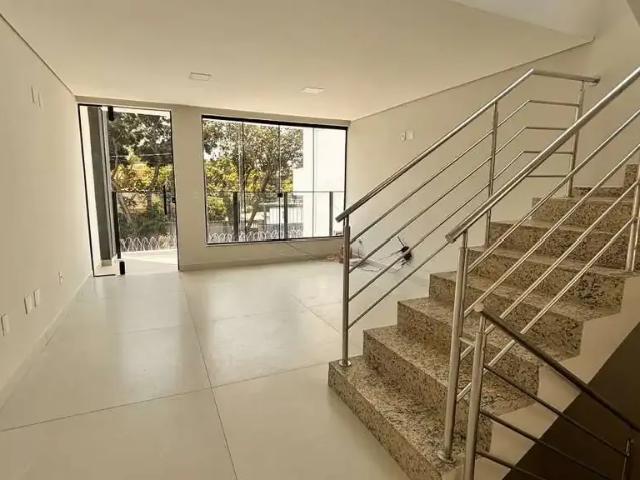 Casa / Sobrado para Venda em Belo Horizonte/MG Planalto 3 Quartos