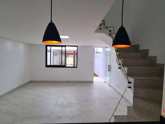 Casa / Sobrado para Venda em Belo Horizonte/MG Planalto 3 Quartos