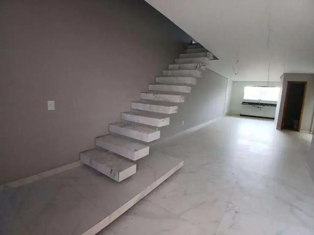 Casa / Sobrado para Venda em Belo Horizonte/MG Planalto 3 Quartos