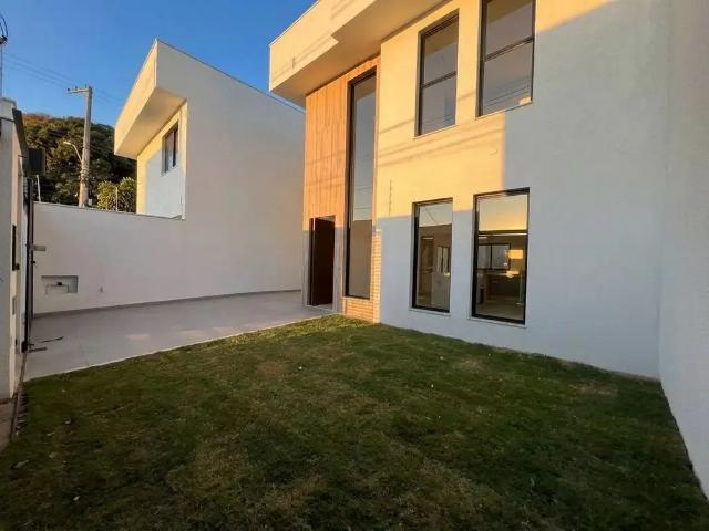 Casa / Sobrado para Venda em Belo Horizonte/MG Planalto 3 Quartos