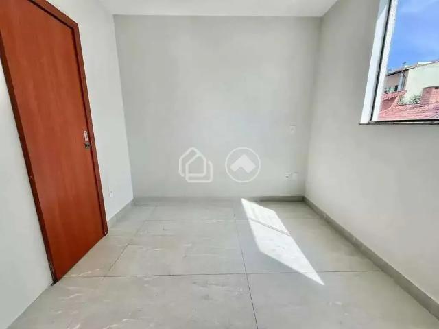 Casa / Sobrado para Venda em Belo Horizonte/MG Planalto 3 Quartos