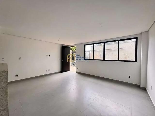Casa / Sobrado para Venda em Belo Horizonte/MG Planalto 3 Quartos