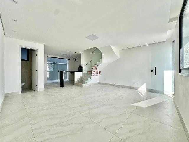 Casa / Sobrado para Venda em Belo Horizonte/MG Planalto 3 Quartos