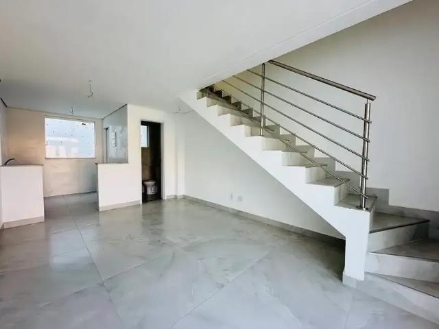 Casa / Sobrado para Venda em Belo Horizonte/MG Planalto 3 Quartos