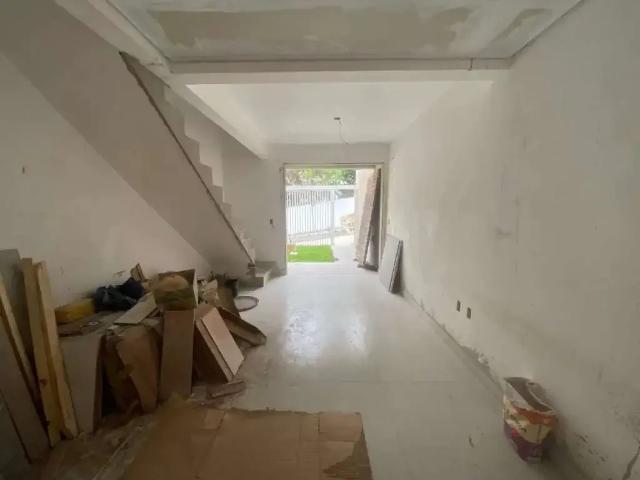 Casa / Sobrado para Venda em Belo Horizonte/MG Planalto 3 Quartos