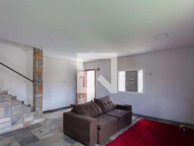 Casa / Sobrado para Venda em Belo Horizonte/MG Planalto 3 Quartos
