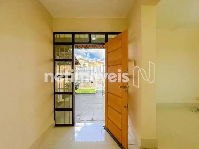Casa / Sobrado para Venda em Belo Horizonte/MG Planalto 4 Quartos
