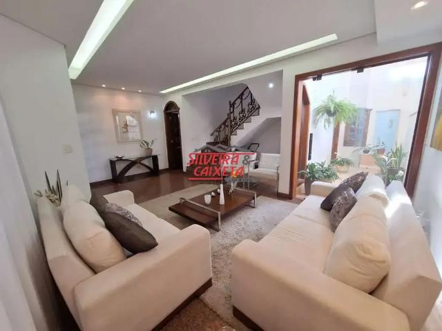 Casa / Sobrado para Venda em Belo Horizonte/MG Planalto 4 Quartos