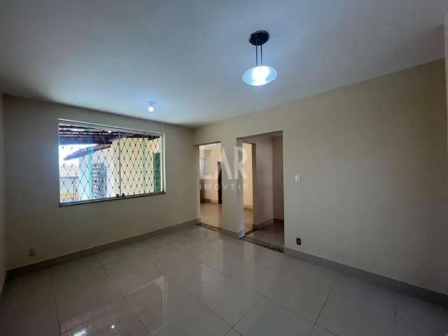 Casa / Sobrado para Venda em Belo Horizonte/MG Planalto 4 Quartos