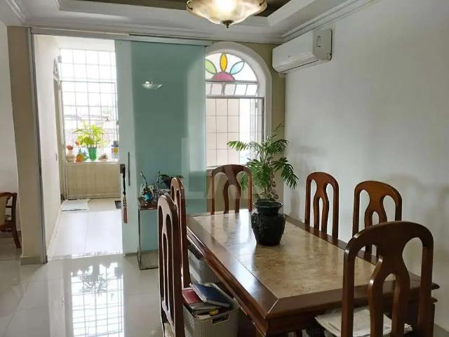 Casa / Sobrado para Venda em Belo Horizonte/MG Planalto 4 Quartos
