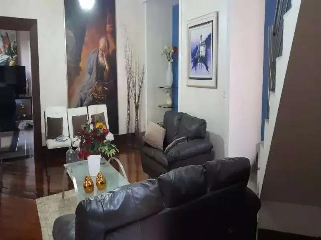 Casa / Sobrado para Venda em Belo Horizonte/MG Planalto 5 Quartos