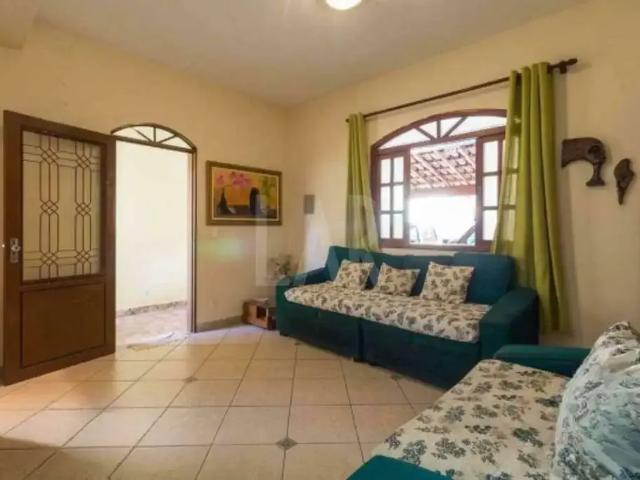 Casa / Sobrado para Venda em Belo Horizonte/MG Planalto 5 Quartos