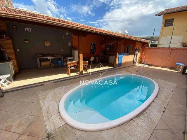 Casa / Sobrado para Venda em Belo Horizonte/MG Planalto 6 Quartos