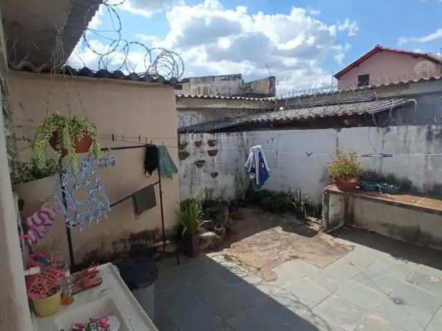 Casa / Sobrado para Venda em Belo Horizonte/MG Renascença 3 Quartos