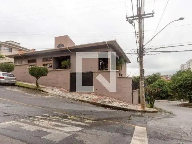 Casa / Sobrado para Venda em Belo Horizonte/MG São Bento 5 Quartos