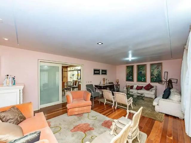 Casa / Sobrado para Venda em Belo Horizonte/MG São Bento 5 Quartos