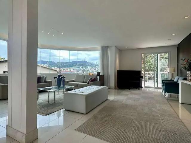 Casa / Sobrado para Venda em Belo Horizonte/MG São Bento 5 Quartos
