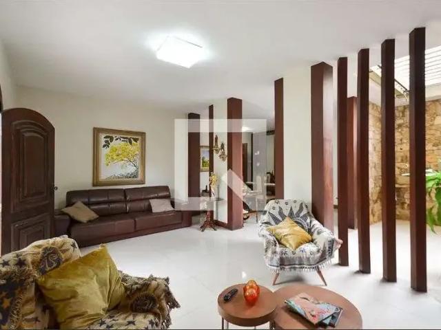Casa / Sobrado para Venda em Belo Horizonte/MG São Francisco 5 Quartos