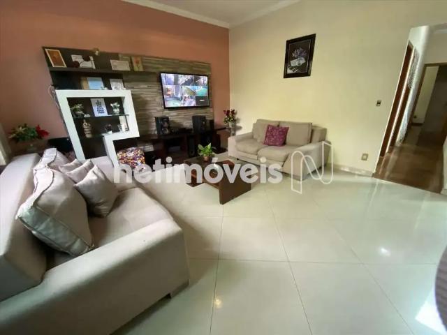 Casa / Sobrado para Venda em Belo Horizonte/MG São Gabriel 3 Quartos