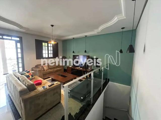 Casa / Sobrado para Venda em Belo Horizonte/MG São Geraldo 5 Quartos