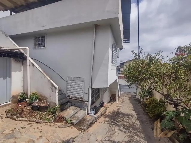 Casa / Sobrado para Venda em Belo Horizonte/MG São Geraldo 7 Quartos