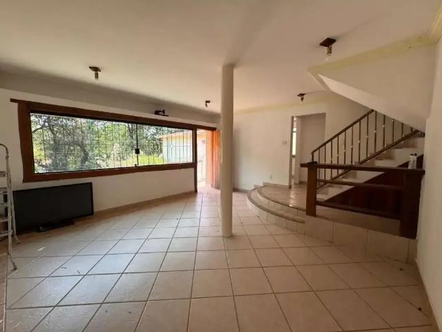 Casa / Sobrado para Venda em Belo Horizonte/MG São João Batista 3 Quartos