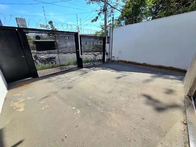 Casa / Sobrado para Venda em Belo Horizonte/MG São João Batista 3 Quartos