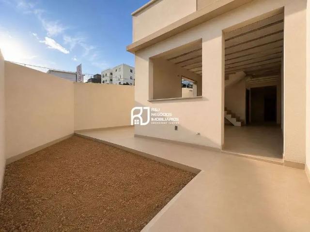 Casa / Sobrado para Venda em Belo Horizonte/MG São João Batista 3 Quartos